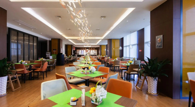 Hampton by Hilton Nanchang Tengwang Tower, Забронировать Отель Отели Дунху 4 звезды, 4*
