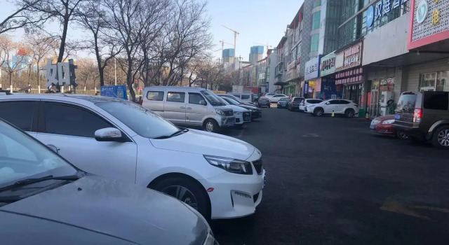 Hanting Hotel Qingdao Qingshan Road Haier Industrial Park 2Nd Branch, Prenota Hotel Hotel a Shandong con parcheggio, Parcheggio