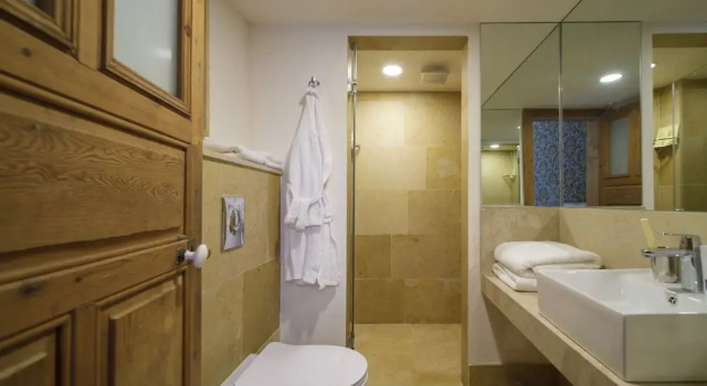 Номер Classic InterContinental Mzaar Lebanon Mountain Resort & Spa by IHG