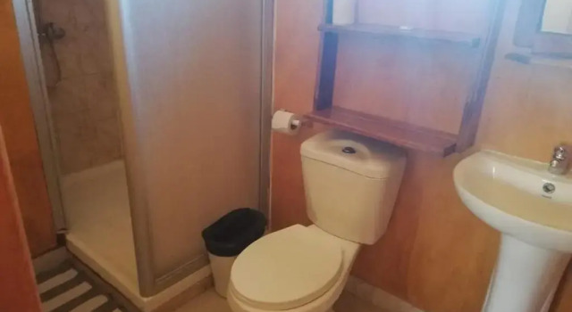Четырёхместный номер Standard с красивым видом из окна Hostal El Colibri