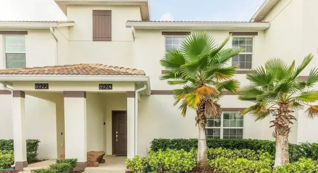 8924 SD - Luxury 4BR Townhome: Private Pool