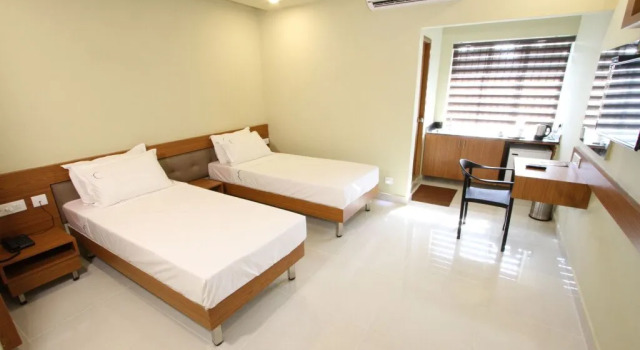 Hotel Crescent Inn, Забронировать Отель Отели штата Тамилнада 3 звезды, 3*