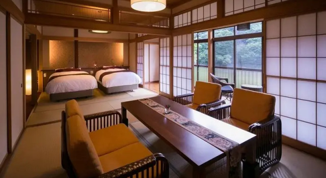 Takanosukan, Book Hotel Hoteller i Koshinetsu med parkering, Parkering