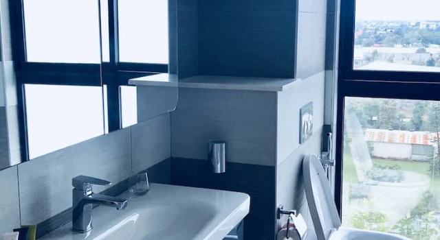 Номер Standard Пентхаус с балконом The Streamliner Hotel Apartment