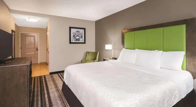 Двухместный номер La Quinta Inn & Suites by Wyndham Brooklyn Central