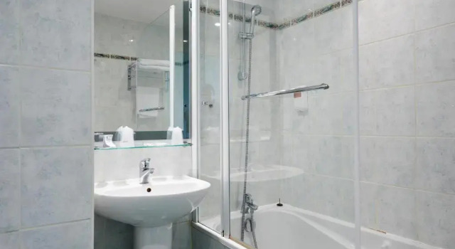 Номер Comfort Hôtel Du Port