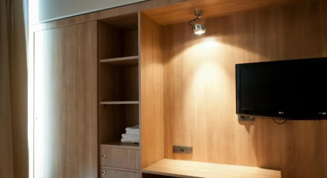 Двухместный номер Standard Metropolis Hotel
