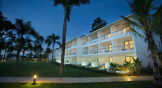 Viva V Samana by Wyndham, A Trademark Adults All Inclusive, Book Ferieresort Hoteller i Las Terrenas med parkering, Parkering