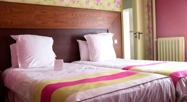 Двухместный номер Standard Logis Hotel & Restaurant La Paix