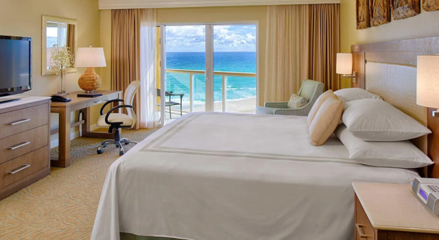 Fort Lauderdale Marriott Pompano Beach Resort and Spa, Rezerwuj Ośrodek wypoczynkowy Hotele w Broward County ze śniadaniem, Śniadanie
