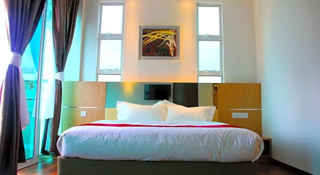 Номер Standard 906 Premier Hotel