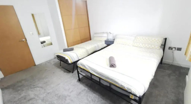 2 Bedroom 2 Bath Apartment, sleeps 4, Town Centre, Забронировать Апартаменты/квартира Апартаменты Вулвергемптона, рядом с Wolverhampton City Council, Апартаменты/квартира