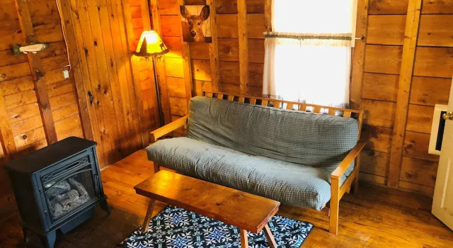 Sweet Valley Cottages, Buchen Sie Ferienhaus Crystal Lake Pennsylvania