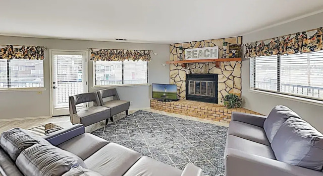New Listing! Oceano Getaway - Walk to Beach! home, Rezerwuj Hotel Oceano Pismo Beach and Vicinity