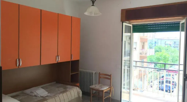 Standard cameră B&B Crotone