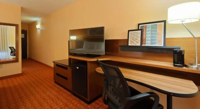Номер Standard Country Inn & Suites by Radisson, LSU - Medical Corridor
