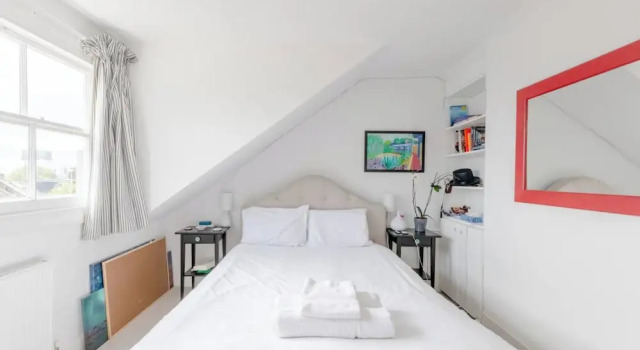 Двухместные апартаменты с балконом Top Floor 1BD Flat With Balcony - Ladbroke Grove