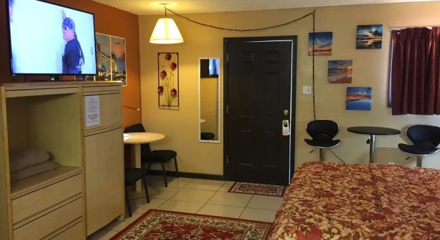 La Siesta Motel & RV Resort, Забронировать Мотель Ахо штат Аризона