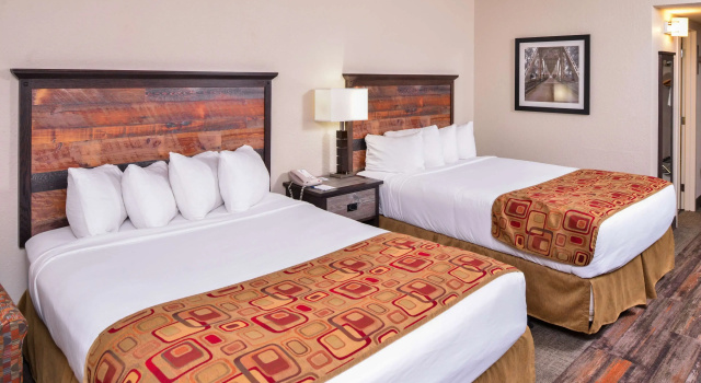 Четырёхместный номер Standard Best Western Kelly Inn - Yankton