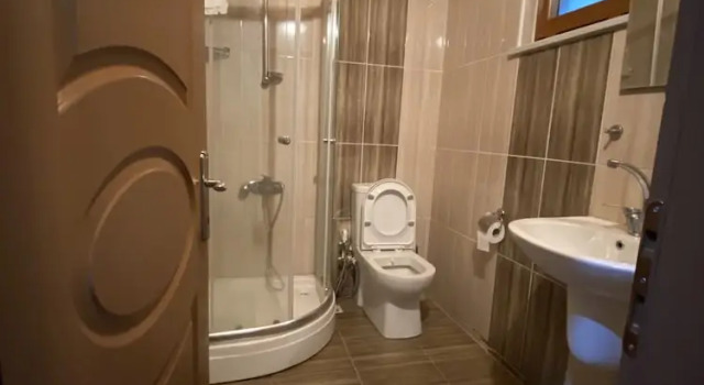Семейное бунгало с балконом Pervanoglu Dinlenme Tesisi Motel