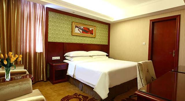 Vienna Hotel Changsha Mid Furong Road, Prenota Hotel Yue Lu Changsha