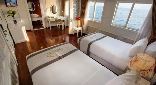 Двухместный номер Standard с видом на океан Signature Royal Halong Cruise