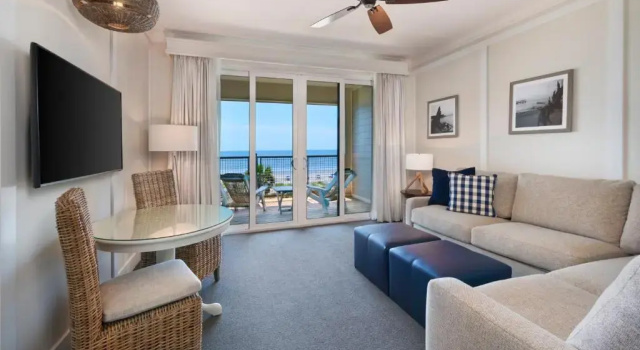 Четырёхместный люкс Jekyll Ocean Club Resort