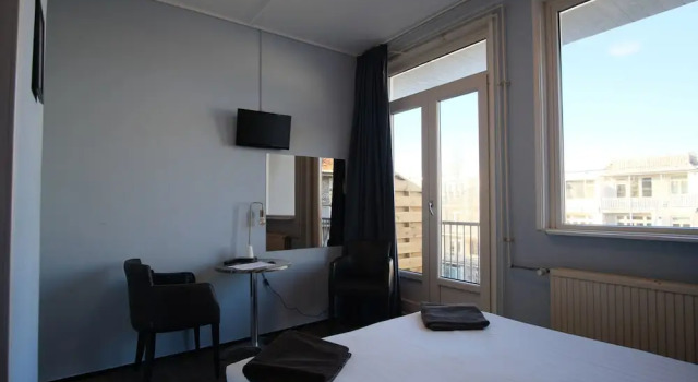 Двухместный номер Standard с балконом Hotel Abba
