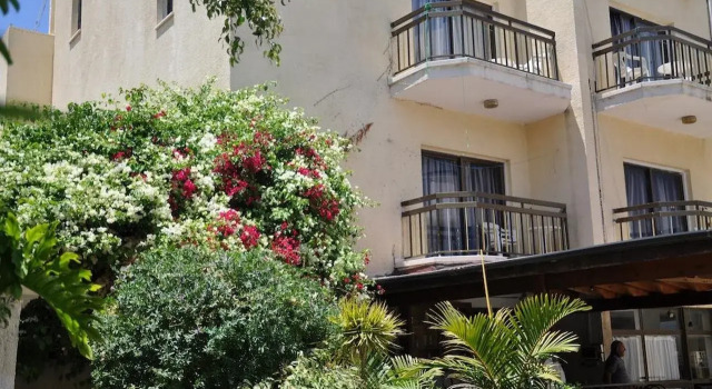 Mariela Hotel Apartments