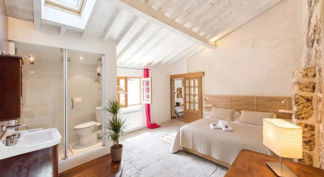 Colombet Stays Place De La Canourgue, Забронировать Отель Монпелье Hérault, рядом с Торговая палата Hôtel Saint-Côme