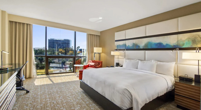 Номер Standard The LA Hotel Downtown