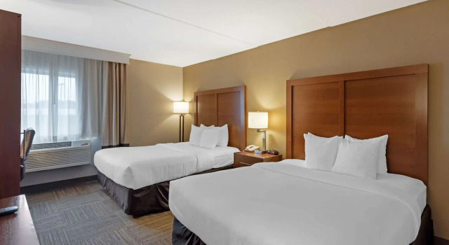 Четырёхместный номер Standard Comfort Inn Bangor North