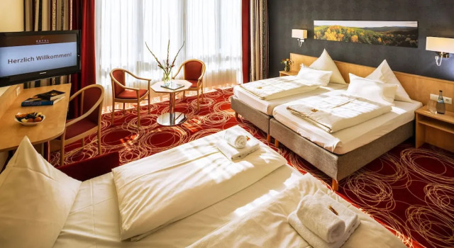Трёхместный номер Standard Hotel Löwengarten