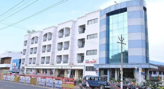 Kings Palace (40 kms from Tirunelveli)
