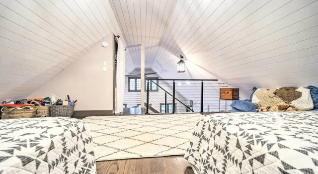 Коттедж Chic Brevard Cabin - Nature, Trails, & Water!