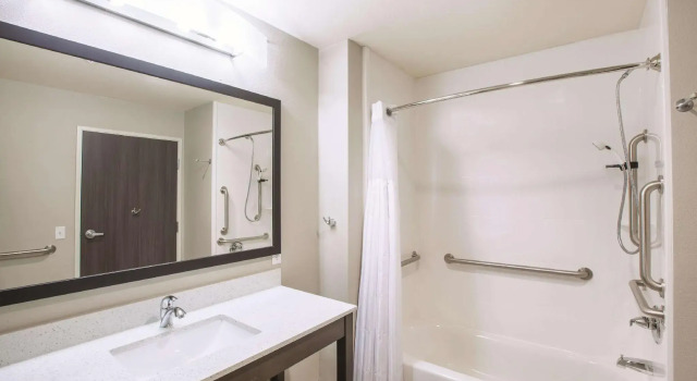 Двухместный номер Standard La Quinta by Wyndham Tulsa Broken Arrow