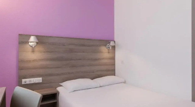 Двухместный номер Standard BRIT HOTEL CONFORT NEVERS Centre Gare