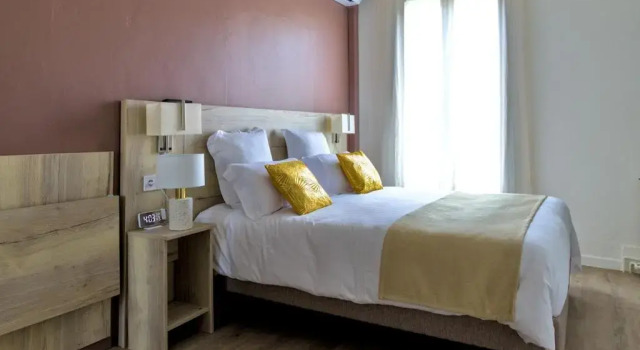 Двухместный номер Standard с балконом Hôtel du Golfe