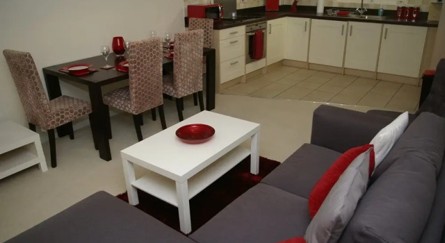 Blackburn Lodge 2-Bedroom Flat