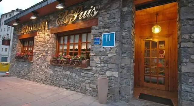 Hotel Els Puis, Забронировать Отель Эстерри-д'Анеу Pallars Sobirà, рядом с Экомузей в долине Анеу