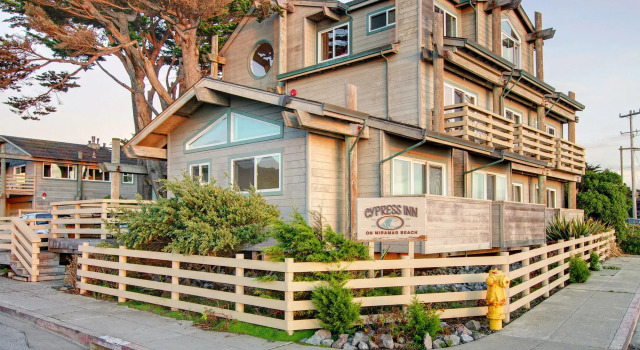 Cypress Inn on Miramar Beach, Varaa Hotelli Half Moon Bay San Mateo County