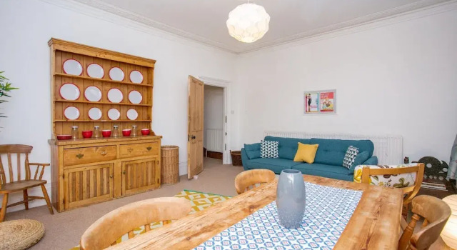 3 Bedroom Flat In Highbury, Забронировать Отель Отели Англии 3 звезды, 3*