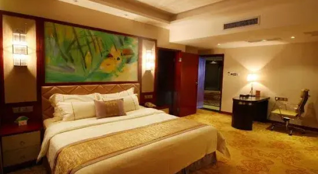 Люкс Business Lianzhou International Hotel