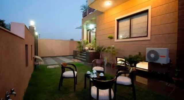 Zen Suites - Golf Course Road, Rezerwuj Hotel Gurugram 