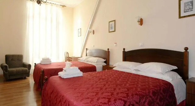 Четырёхместный номер Standard Central Guest House