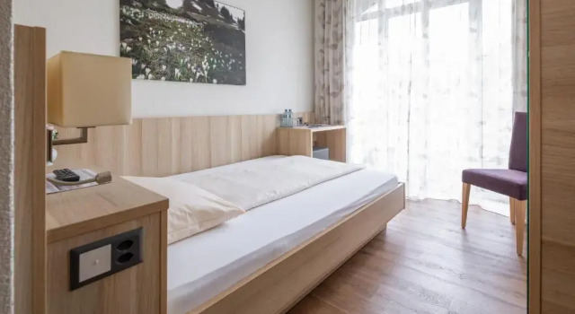 Номер Economy Hotel Lötschberg