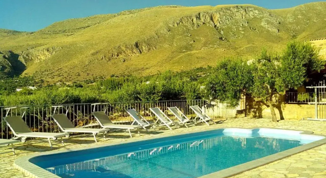Коттедж Дуплекс с 3 комнатами Casa Vacanza Perla Bianca