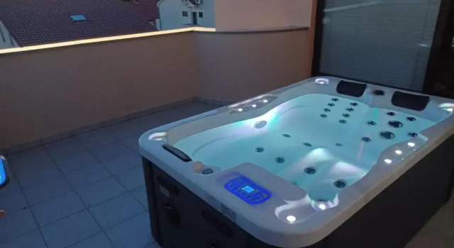 Апартаменты Deluxe Apartments Bobi