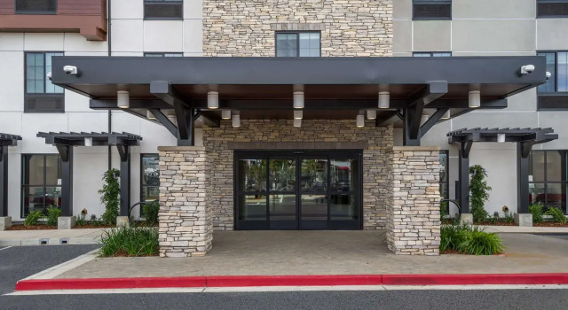 Hampton Inn Concord, Забронировать Отель Конкорд Область залива Сан-Франциско, рядом с Торговый центр Sunvalley