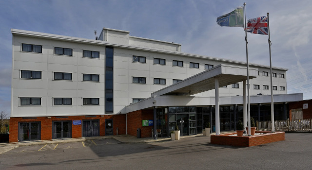 Holiday Inn Express Folkestone Channel Tunnel, Rezervați Hotel Folkestone Kent